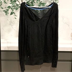 Lululemon long sleeve V neck